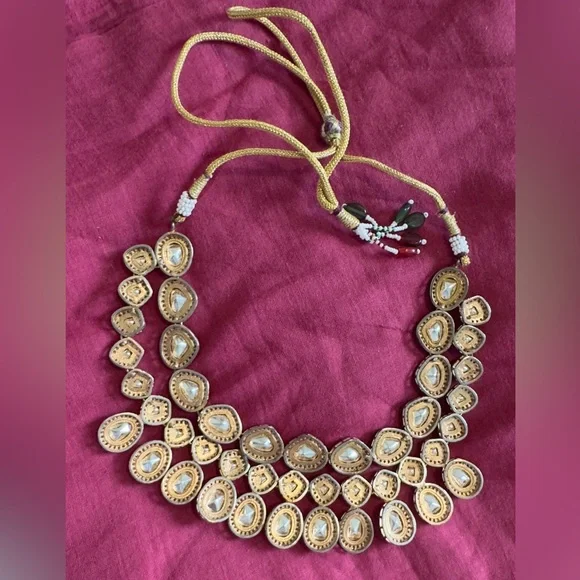 Brand new antique gold & beaded Indian Pakistani gold precious Kundan Necklace - Picture 5 of 7